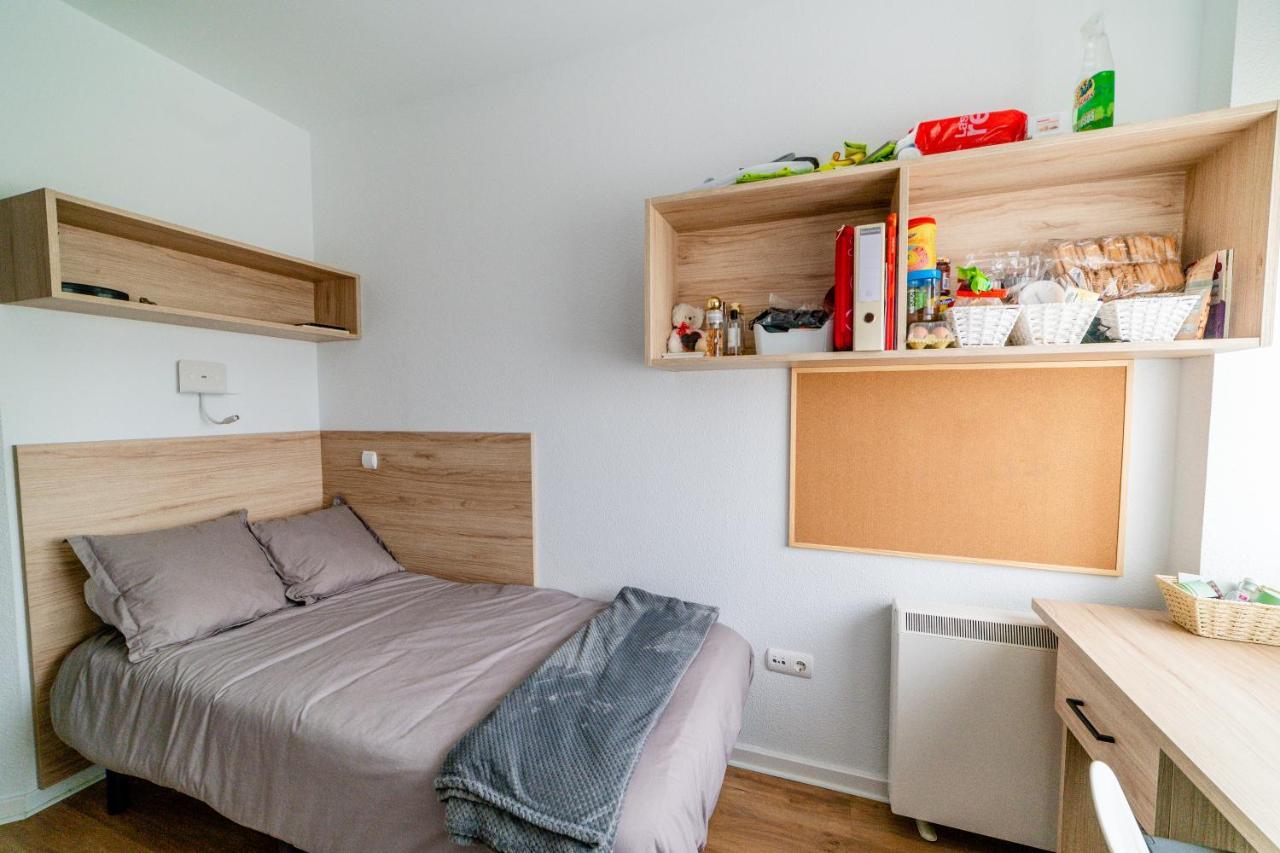Micampus Logrono Student Residence Exterior photo